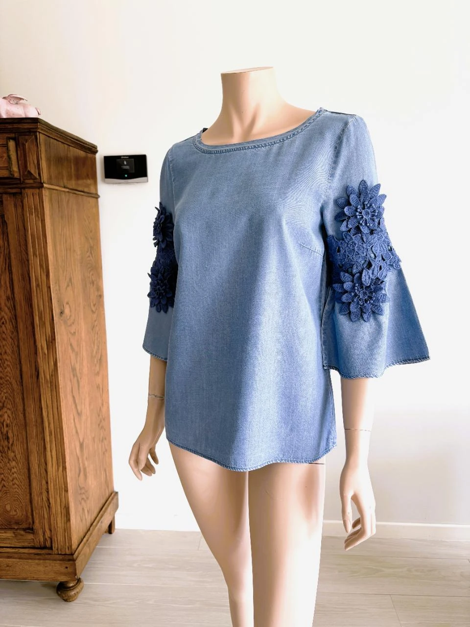 🌼 Blusa lyocell More & More – tamanho 36 – look jeans e mangas bordadas – photo 3